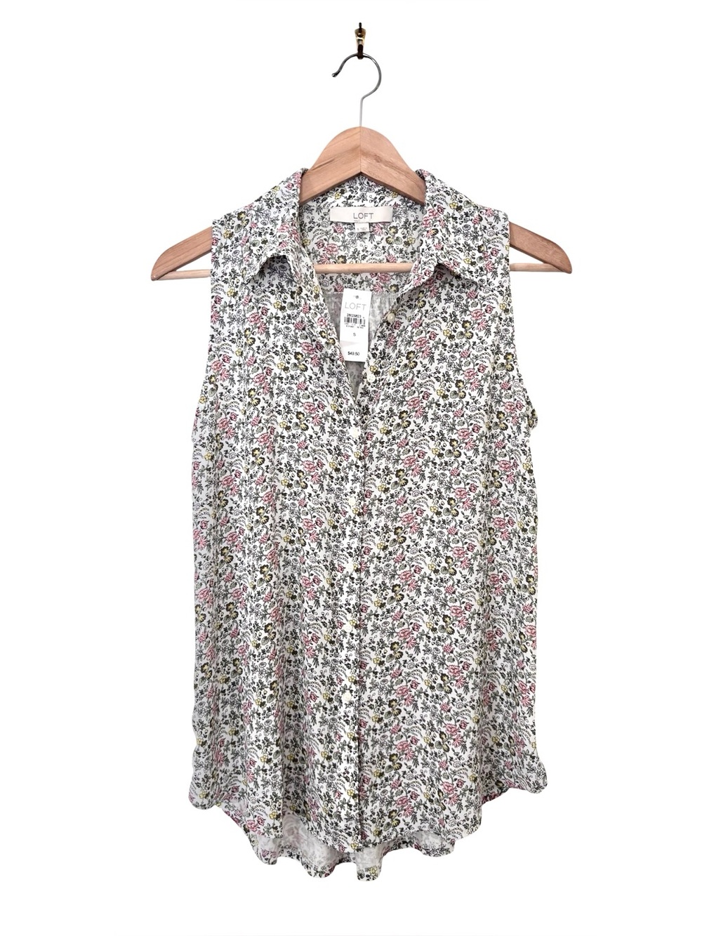 NWT LOFT Sleeveless Floral Button Down Top